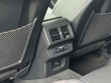 Audi Q5 II SUV Facelifting 2.0 40 TDI 204KM 2021 Audi Q5 quattro S tronic Matrix LED OLED Virtual Cockpit 2.0 Diesel 204KM, zdjęcie 15