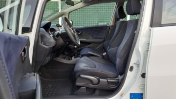 Honda Jazz III 1.2 i-VTEC 90KM 2011 HONDA JAZZ 1.2 Base Bezwypadkowa, zdjęcie 1