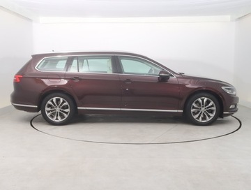 Volkswagen Passat B8 Variant 1.4 TSI BlueMotion Technology ACT 150KM 2016 VW Passat 1.4 TSI, Salon Polska, Serwis ASO, zdjęcie 5