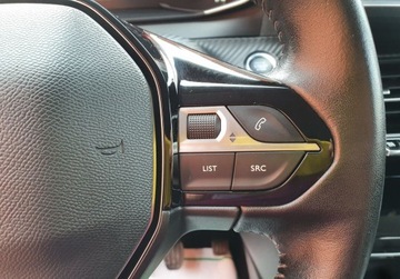 Peugeot 2008 II SUV 1.2 PureTech 100KM 2021 Peugeot 2008 Full LED Kamera GetHelp 1.2 Benzyna 101KM, zdjęcie 17