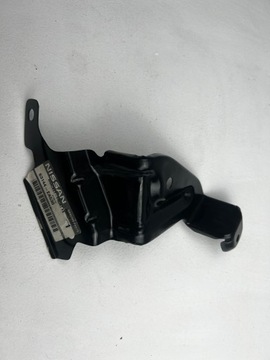 NISSAN NAVARA II D40 04 - 12 WSPORNIK MOCOWANIE BŁOTNIKA PRAWY 63144-EA530