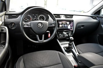 Skoda Octavia III Kombi Facelifting 2.0 TDI 150KM 2020 Škoda Octavia Skoda Octavia Bezwypadkowy / Salon, zdjęcie 12