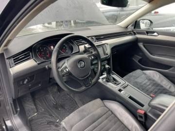 Volkswagen Passat B8 Variant 2.0 TDI 150KM 2015 Volkswagen Passat Variant Highline Automat Podgrz., zdjęcie 5
