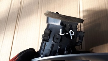 S4 B8 A4 НАКЛАДКА ВОЗДУХА ЛЕВАЯ КОНСОЛЬ 8K1820901G A5