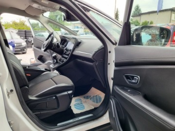 Renault Grand Scenic III 1.6 dCi 130KM 2017 Renault Grand Scenic 1.6 Diesel 130 KM Grand, zdjęcie 16