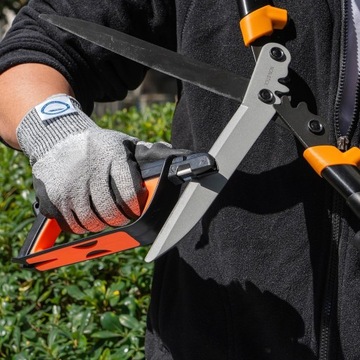 ТОЧИЛКА ДЛЯ ЗАТОЧКИ ТОПОРНЫХ НОЖЕЙ УНИВЕРСАЛЬНАЯ STRONG SMALL Sharpal 103N