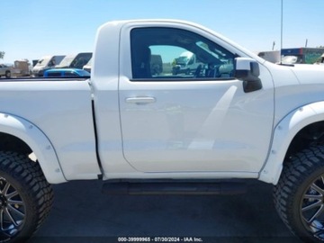 Chevrolet Silverado II 2021 Chevrolet Silverado 2021r, 1500 2WD, Cab Long, 5.3L 5.3 Benzyna 355KM, zdjęcie 4