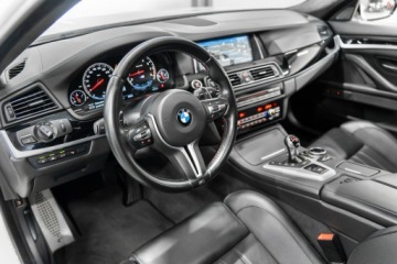 BMW Seria 5 F10-F11 M5 Limuzyna 4.4 V8 560KM 2014 BMW M5 LCI 560 KM. Idealna. Bezwypadkowa. FV 23%., zdjęcie 27