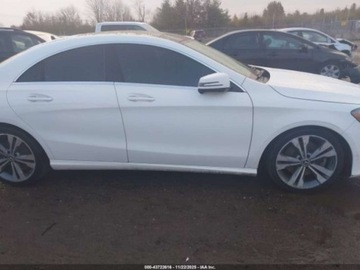 Mercedes CLA C118/X118 2019 Mercedes-Benz CLA MERCEDES-BENZ CLA 250 4MATIC 2.0 Benzyna 211KM, zdjęcie 1