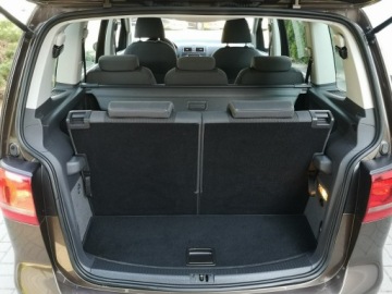 Volkswagen Touran II 1.6 TDI 105KM 2011 Volkswagen Touran 1.6 TDI 105KM Klimatronic, zdjęcie 24