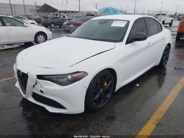 Alfa Romeo Giulia II Sedan Facelifting 2.0 Turbo 280KM 2020 Alfa Romeo Giulia 2020 2.0l 2.0 Benzyna 280KM, zdjęcie 1
