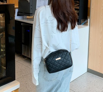 ЧЕРНАЯ СТЕГАНАЯ СУМОЧКА ЖЕНСКАЯ CHANELKA ЗОЛОТАЯ ЦЕПЬ