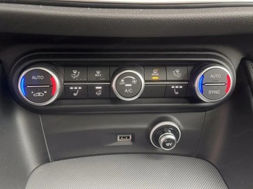 Alfa Romeo Stelvio SUV Facelifting 2023 2.2 JTDM 210KM 2025 ALFA ROMEO Stelvio JTDM Veloce Q4 Suv 2.2 (210KM) 2025, zdjęcie 9