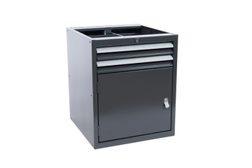 Верстак для гаража со слесарным инструментом