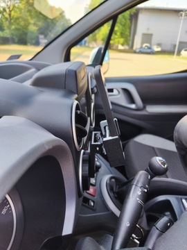 Держатель для телефона Peugeot PARTNER и Citroen BERLINGO, Черный Глянец