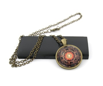 NASZYJNIK SRI YANTRA ag