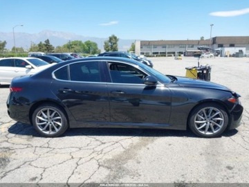 Alfa Romeo Giulia II Sedan 2.0 TBi 280KM 2017 Alfa Romeo Giulia 2017 2.0l 2.0 Benzyna 280KM, zdjęcie 6