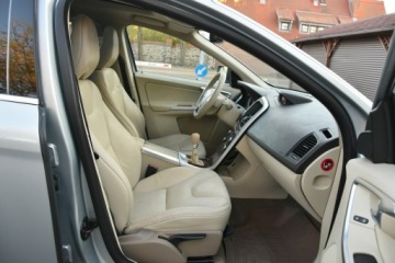 Volvo XC60 I 2009 Volvo XC 60 Summum AWD 2.4D5 Manual 2009r. Skóra, zdjęcie 12