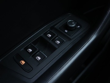 Volkswagen T-Roc I SUV 1.0 TSI 115KM 2020 VW T-Roc 1.0 TSI, Salon Polska, VAT 23%, Klima, zdjęcie 16