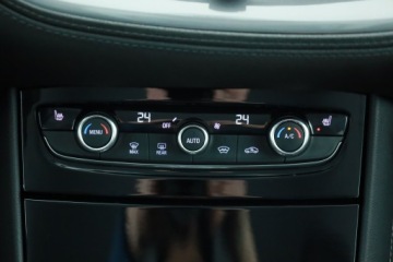 Opel 2020 Opel Grandland Plug-in Hybrid4, Salon Polska, zdjęcie 15