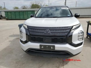 Mitsubishi Outlander III 2022 Mitsubishi Outlander 2022 r., 2.5L od ubezpieczalni 2.5 Benzyna 181KM, zdjęcie 1