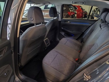 Volkswagen Golf VIII Hatchback 2.0 TDI SCR 150KM 2021 Volkswagen Golf VIII 2.0 TDI 150 KM, Automat, ACC, systent pasa, VC, zdjęcie 8