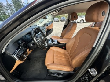 BMW Seria 5 F10-F11 Touring Facelifting 520d 190KM 2017 BMW 520 8xAlu Full LED El.klapa Skóra Asystent, zdjęcie 10