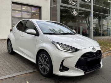 Toyota Yaris IV Hatchback Facelifting 1.5 Hybrid Dynamic Force 116KM 2026 Od ręki - Style 1.5 Hybrid 116KM | Podgrzewane fotele!, zdjęcie 4