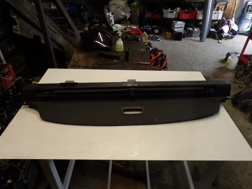 ROLETA BAGAŻNIKA MERCEDES W212 KOMBI