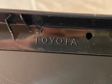 Toyota Verso Caroseric Glass Bod Left 09->