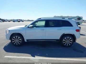 Mercedes GLB 2021 Mercedes-Benz GLB 250 2021 2.0l 2.0 Benzyna 221KM, zdjęcie 2