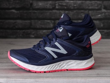 Buty damskie, sportowe New Balance W1080WP8