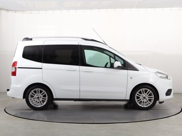 Ford Tourneo Courier I Mikrovan Facelifting 1.5 Duratorq TDCi 100KM 2020 Ford Tourneo Courier 1.5 TDCI, Salon Polska, zdjęcie 5