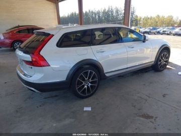 Volvo 2020 Volvo V90 Cross Country 2020 VOLVO V90 CROSS COUNTRY T6 2.0 Benzyna 316KM, zdjęcie 3