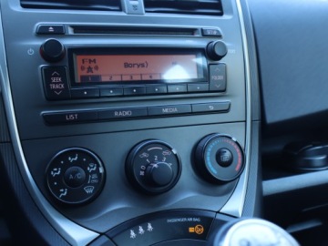 Toyota Verso-S 1.33 Dual VVT-i 99KM 2013 Toyota Verso-S 1.33 VVT-i, GAZ, Klima, zdjęcie 11