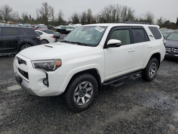 Toyota 2022 Toyota 4-Runner 2022 TOYOTA 4RUNNER SR5 PREMIUM 4.0 Benzyna 270KM, zdjęcie 1