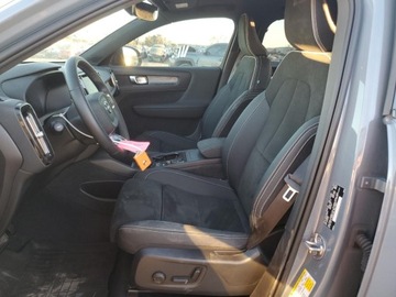 Volvo XC40 2023 Volvo XC 40 Plus 2023 2.0l 2.0 Benzyna 194KM, zdjęcie 7