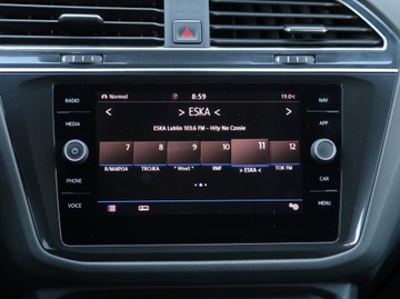 Volkswagen Tiguan Allspace SUV 2.0 TDI 190KM 2017 VW Tiguan Allspace 2.0 TDI, Salon Polska, zdjęcie 11