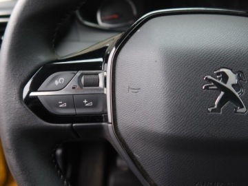 Peugeot 208 II Hatchback 1.2 PureTech 102KM 2023 Peugeot 208 1.2 PureTech, Salon Polska, zdjęcie 18