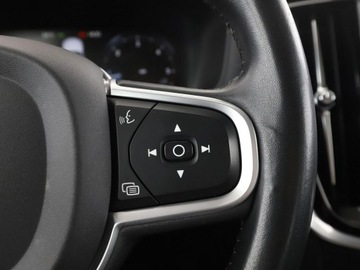 Volvo V60 II  Kombi 2.0 D3 150KM 2019 Volvo V60 GRATIS! Pakiet Serwisowy o wartości, zdjęcie 29