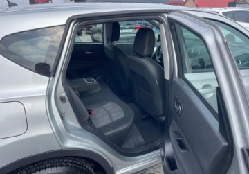 Nissan Qashqai I Crossover 2.0 140KM 2011 Nissan Qashqai 2.0 benz ,AUTOMAT,navi ,kamera ,niski pot przebieg 2.0 140KM, zdjęcie 6