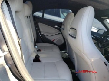 Mercedes CLA C117 2015 Mercedes-Benz CLA 2015 r., 2,0L 250 4MATIC 2.0 Benzyna 208KM, zdjęcie 9