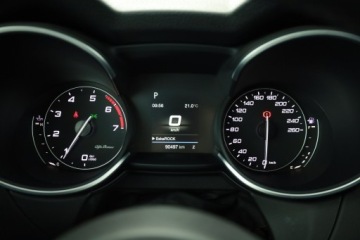 Alfa Romeo Stelvio SUV 2.0 Turbo 200KM 2017 Alfa Romeo Stelvio 2.0 Turbo Q4, Salon Polska, zdjęcie 7