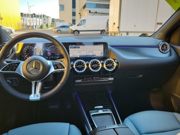 Mercedes Klasa B W247 Sports Tourer Facelifting 1.3 200 163KM 2023 Mercedes-Benz B 200 Hak holowniczy/MBUX/Oświetleni, zdjęcie 16