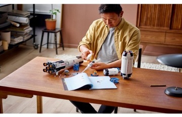 LEGO 92176 IDEAS РАКЕТА НАСА АПОЛЛОН САТУРН V