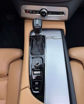 Volvo XC90 II SUV 2.0 T6 310KM 2019 Volvo XC 90 Volvo XC 90 T6 AWD Momentum Pro 2.0 Benzyna 310KM, zdjęcie 25