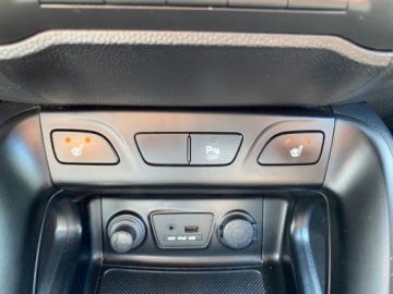 Hyundai ix35 SUV 1.7 CRDi 115KM 2011 Hyundai ix35 KLIMATYZACJA SKORY GRZANE FOTELE PARKTRONIC TEMPOMAT PELEN SE, zdjęcie 10