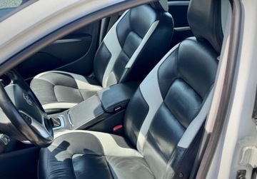 Volvo V70 III Kombi 2.5 T 231KM 2010 Volvo V70 2.5T 231KM Rdesing Skory BiXenon PDC Summum climatronic 2.5, zdjęcie 15