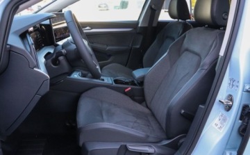 Volkswagen Golf VIII Hatchback Facelifting 1.5 TSI 116KM 2026 Volkswagen Golf Life Plus, tapicerka Art Velours, Pakiet Zimowy, od reki, zdjęcie 9