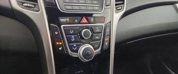 Hyundai i30 II Wagon 1.6 GDI 135KM 2014 Hyundai i30 1.6 benz ,bezwypadek ,klimatyzacja podgrzewane fotele 1.6 135KM, zdjęcie 14